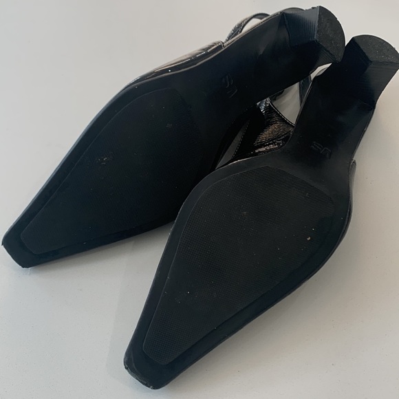 Black, parent leather sling-back heels brand VS - Picture 6 of 6